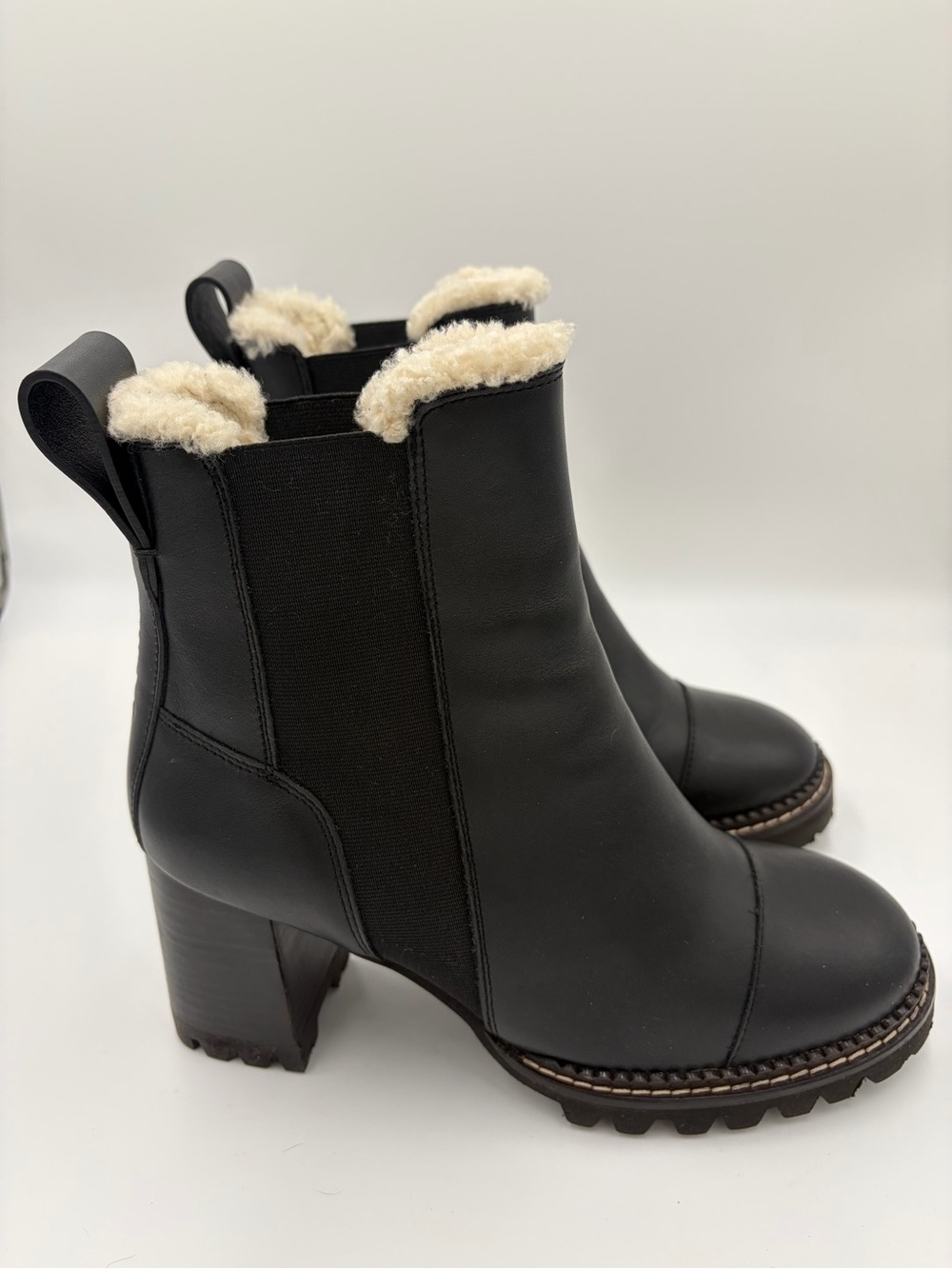 See By Chloé Shearling Lined Leather Chelsea Heeled Boot 38.5 like new - Picture 7 of 13